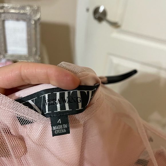 Vera Wang dress - Picture 3 of 3